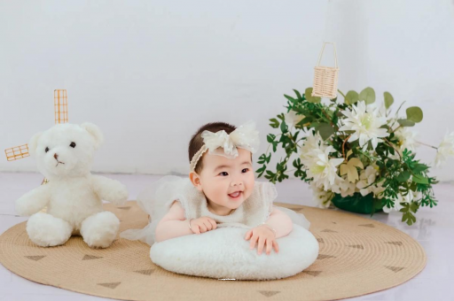 丹阳宝宝多大攒肚