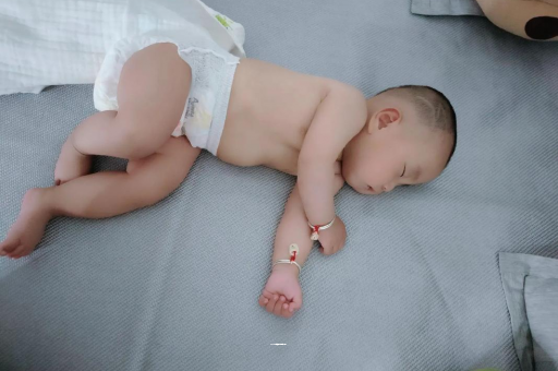 丹阳没满月的宝宝